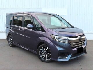 2021 Honda Stepwgn Spada V Рестайлинг, серебристый, 2035000 рублей, вид 1