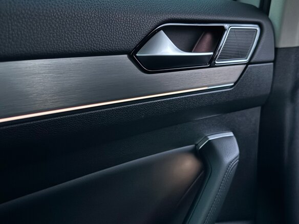 2018 Volkswagen Passat B8, белый, 1990000 рублей - вид 25