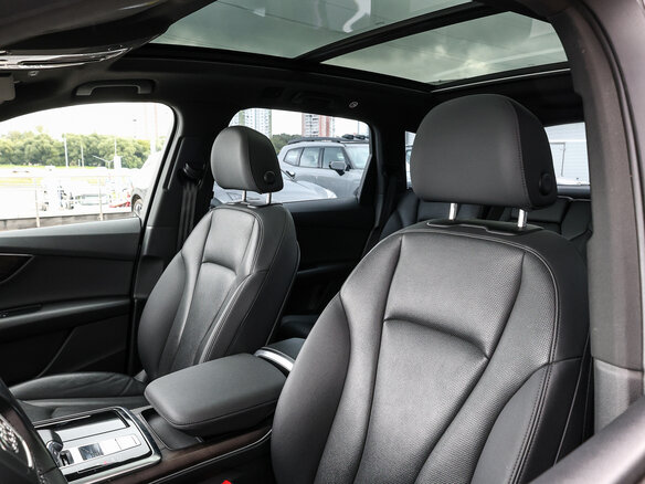 2020 Audi Q7 45 TDI II (4M) Рестайлинг, белый - вид 15