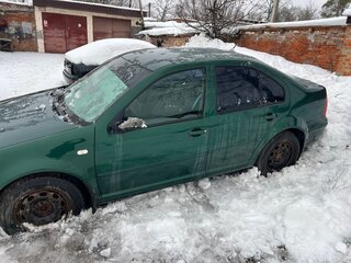 1999 Volkswagen Bora I, зелёный, 150000 рублей, вид 3