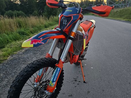 2023 KTM 350 EXC F, оранжевый, 700000 рублей, вид 2