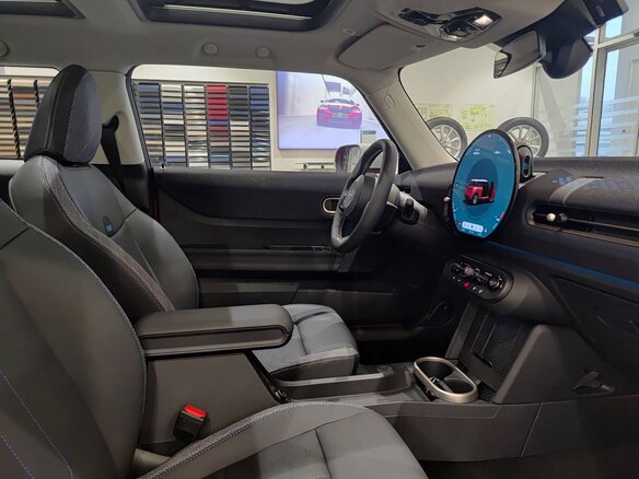 2024 Mini Hatch C IV (F65/F66/J01), красный, 4250000 рублей - вид 15