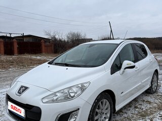 2011 Peugeot 308 I Рестайлинг, белый, 549000 рублей, вид 1