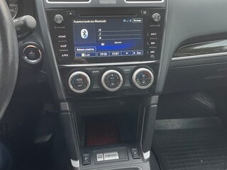 2017 Subaru Forester IV Рестайлинг 2, белый, 2650000 рублей, вид 4