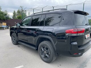2022 Toyota Land Cruiser 300 Series, чёрный, 12700000 рублей, вид 5