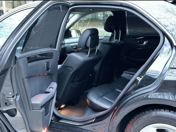 2009 Mercedes-Benz E-Класс 350 IV (W212, S212, C207), чёрный, 1310000 рублей - вид 19