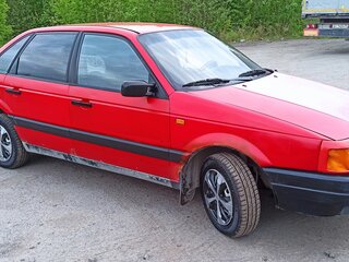 1992 Volkswagen Passat B3, красный, 145000 рублей, вид 3