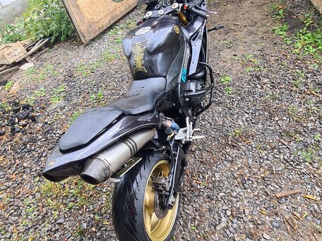 2008 Yamaha YZF-R1, чёрный, 900000 рублей, вид 2