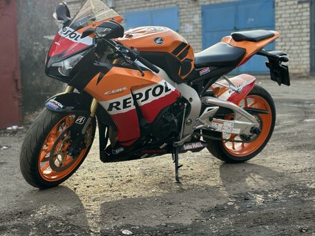 2013 Honda CBR 1000 RR/RA Fireblade, оранжевый, 950000 рублей, вид 4