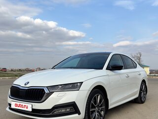 2021 Skoda Octavia IV (A8), белый, 3300000 рублей, вид 1