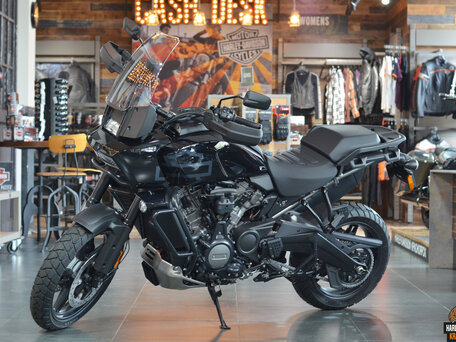 2021 Harley-Davidson Pan America, чёрный, 2290000 рублей, вид 3