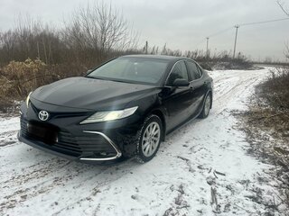 2022 Toyota Camry VIII (XV70) Рестайлинг, чёрный, 2450000 рублей, вид 1