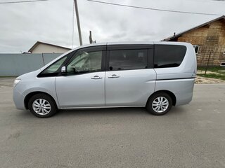 2012 Nissan Serena IV (C26), серый, 1100000 рублей, вид 4