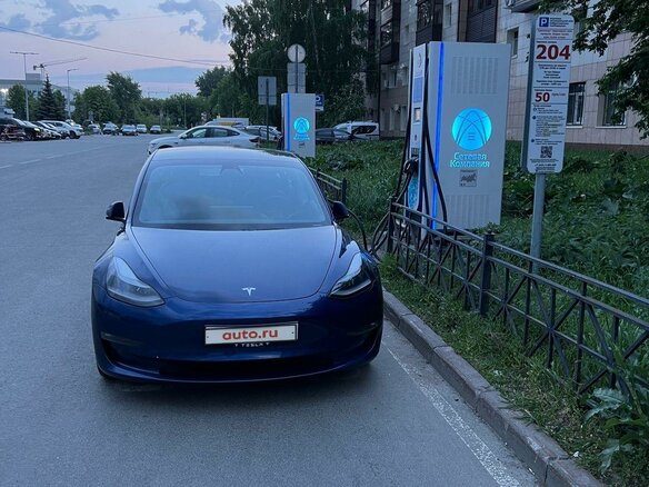 2021 Tesla Model 3 Long Range I, синий, 3995000 рублей - вид 1