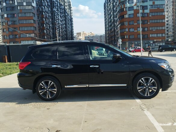 2017 Nissan Pathfinder IV Рестайлинг, чёрный, 2000000 рублей - вид 11