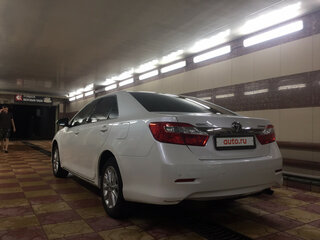 2014 Toyota Camry VII (XV50), белый, 1970000 рублей, вид 4