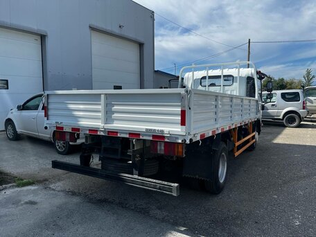 2024 Isuzu Elf (N-series), белый, 3340000 рублей, вид 3