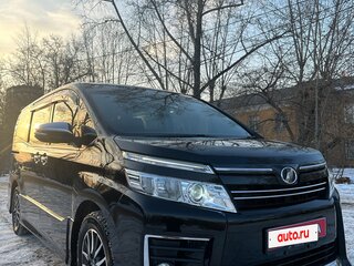2015 Toyota Voxy III (R80), чёрный, 2249000 рублей, вид 3