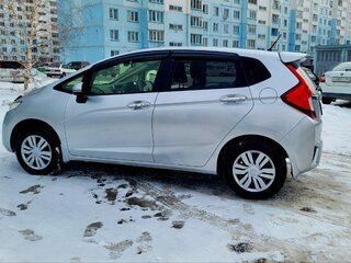 2015 Honda Fit III, серебристый, 1200000 рублей, вид 2