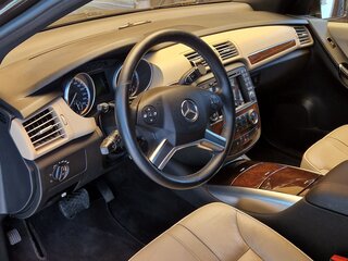2012 Mercedes-Benz R-Класс 350 Long I Рестайлинг 2, коричневый, 2300000 рублей, вид 4