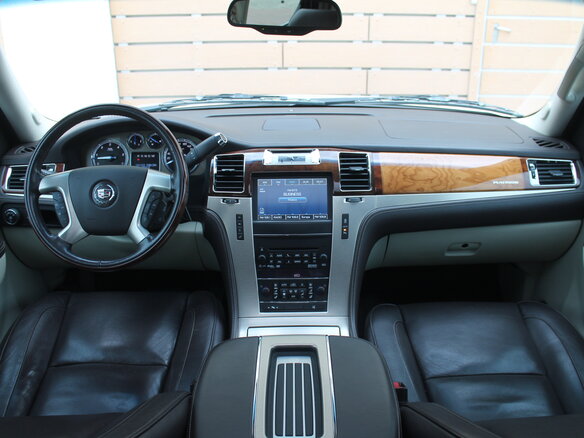 2012 Cadillac Escalade III, бежевый - вид 8