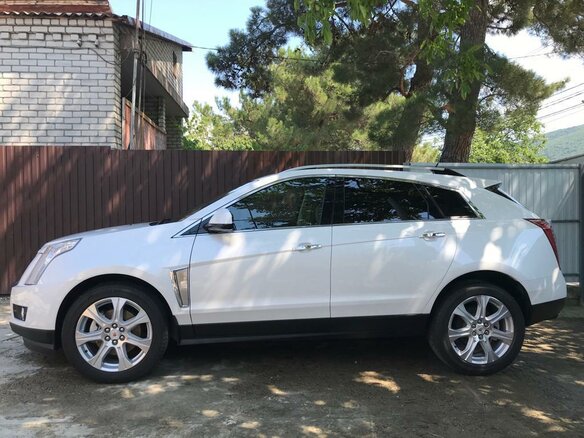 2014 Cadillac SRX II Рестайлинг, белый, 2100000 рублей - вид 2