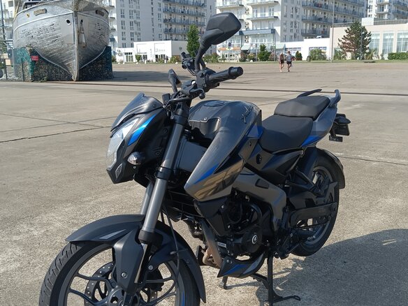 2024 Bajaj Pulsar NS 200, серый, 250000 рублей - вид 7