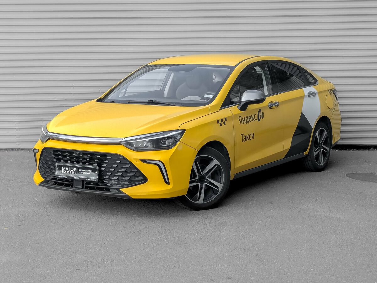 Открыть фотографии: BAIC U5 Plus