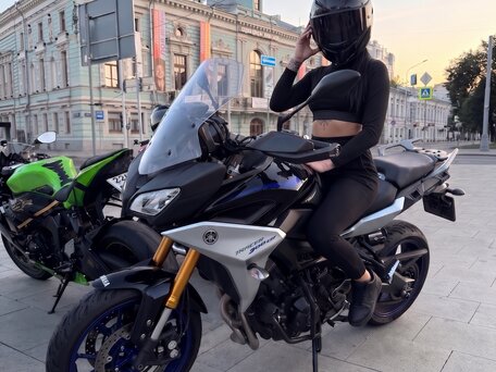 2019 Yamaha MT-09 Tracer (FJ-09), чёрный, 1050000 рублей, вид 1