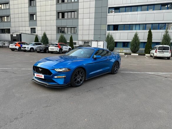 2019 Ford Mustang VI Рестайлинг, синий, 2650000 рублей - вид 4