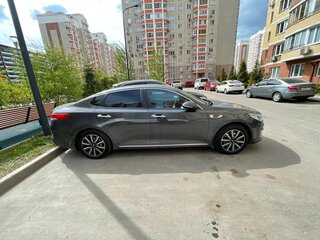 2018 Kia Optima IV, серый, 1690000 рублей, вид 3