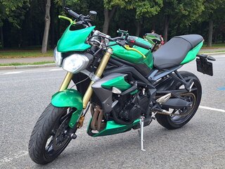 2013 Triumph Street Triple, зелёный, 499000 рублей, вид 2