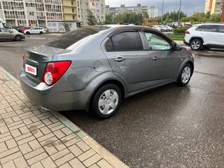 2013 Chevrolet Aveo II, серый, 550000 рублей, вид 5