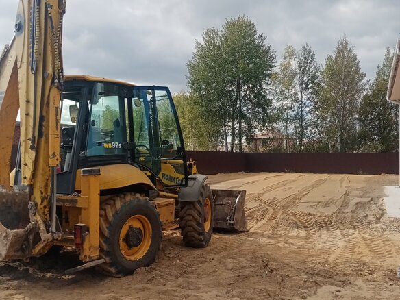 2006 Komatsu WB97S, жёлтый, 6150000 рублей - вид 2