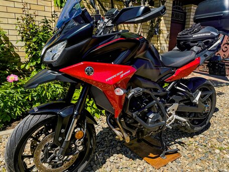 2020 Yamaha MT-09 Tracer (FJ-09), пурпурный, 1450000 рублей, вид 2