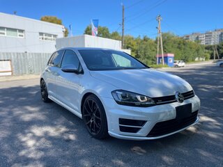 2015 Volkswagen Golf R VII, белый, 2800000 рублей, вид 3