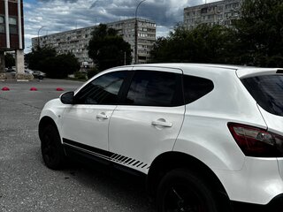 2013 Nissan Qashqai I Рестайлинг, белый, 915000 рублей, вид 3