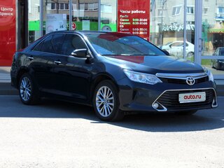 2016 Toyota Camry VII (XV50) Рестайлинг, чёрный, 2300000 рублей, вид 3