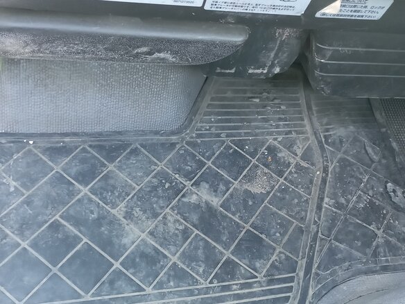 2004 Mazda Titan, белый, 1800000 рублей