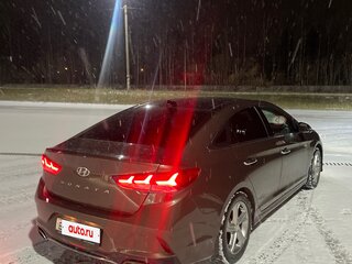 2019 Hyundai Sonata VII (LF) Рестайлинг, коричневый, 2350000 рублей, вид 3