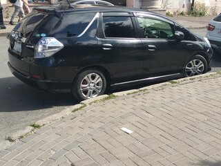 2013 Honda Fit Shuttle I Рестайлинг, чёрный, 830000 рублей, вид 3