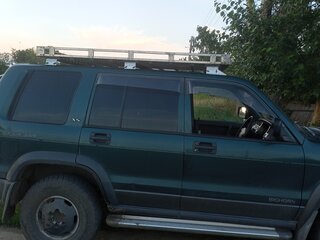 1996 Isuzu Bighorn II, зелёный, 850000 рублей, вид 2