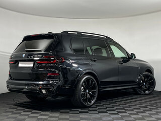 2026 BMW X7 40d I (G07) Рестайлинг, чёрный, 16800000 рублей, вид 4