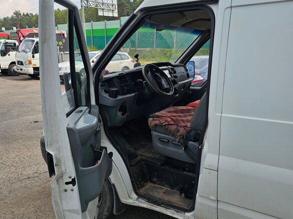2007 Ford Transit, белый, 1200000 рублей - вид 6