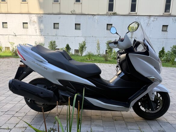 2018 Suzuki Burgman (SkyWave) 400, белый, 385000 рублей - вид 12