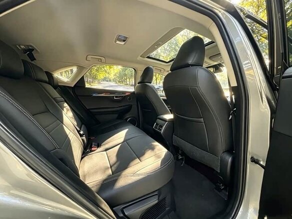2021 Lexus NX 200 I Рестайлинг, серый, 3350000 рублей - вид 13