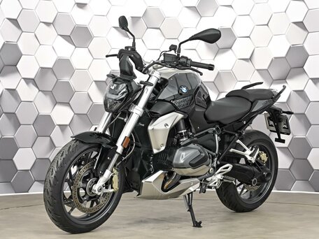 2024 BMW R 1250 R, чёрный, 1369000 рублей, вид 2