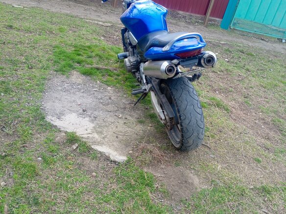 2002 Honda CB 900F Hornet, синий, 400000 рублей