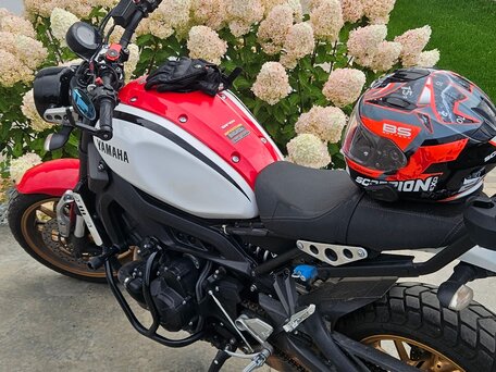 2020 Yamaha XSR900, белый, 950000 рублей, вид 3