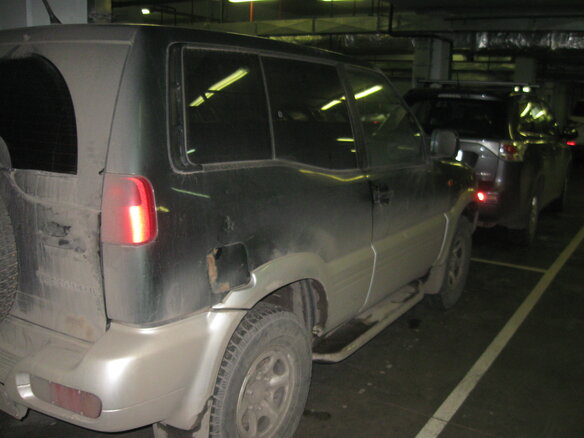 2001 Nissan Terrano II Рестайлинг 2, зелёный - вид 3